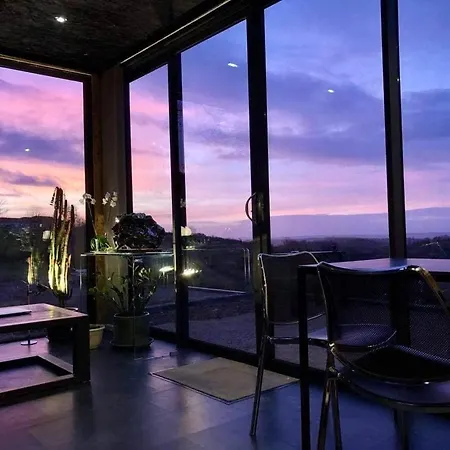 House With Panoramic View & Nordic Bath Nailhac
